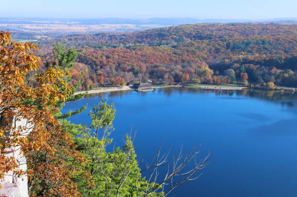 istock Beautiful Wisconsin ice age nature background. 1186385242