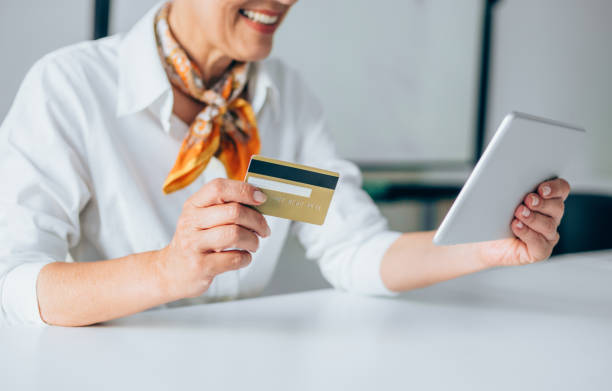 istock Online shopping in the office. 1186389023