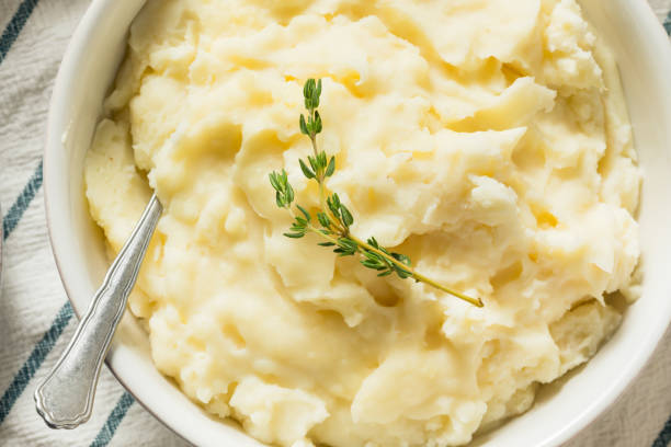 istock Homemade Thanksgiving Garlic Mashed Potatoes 1186408229