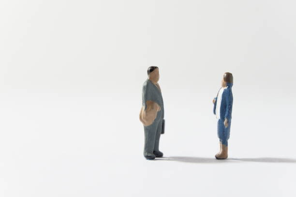 istock a man and woman who talk 1186435292