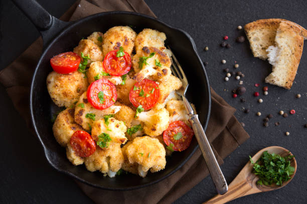 istock Cooked cauliflower, a healthy vegetarian dish 1186473012