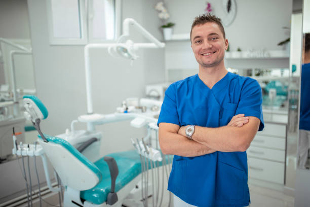 istock Dentist in his office 1186476494