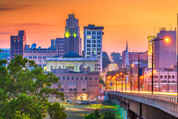 Youngstown, Ohio, USA downtown skyline