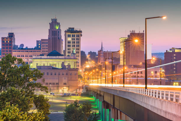 istock Youngstown, Ohio, USA downtown skyline 1186523324