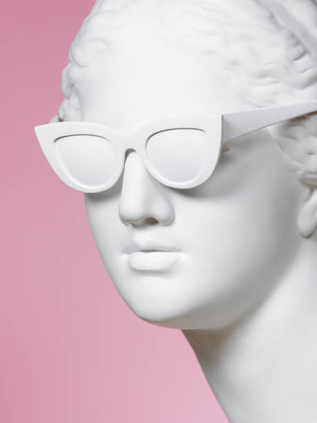 greek goddess wearing sunglasses - sculpture art greek culture statue imagens e fotografias de stock