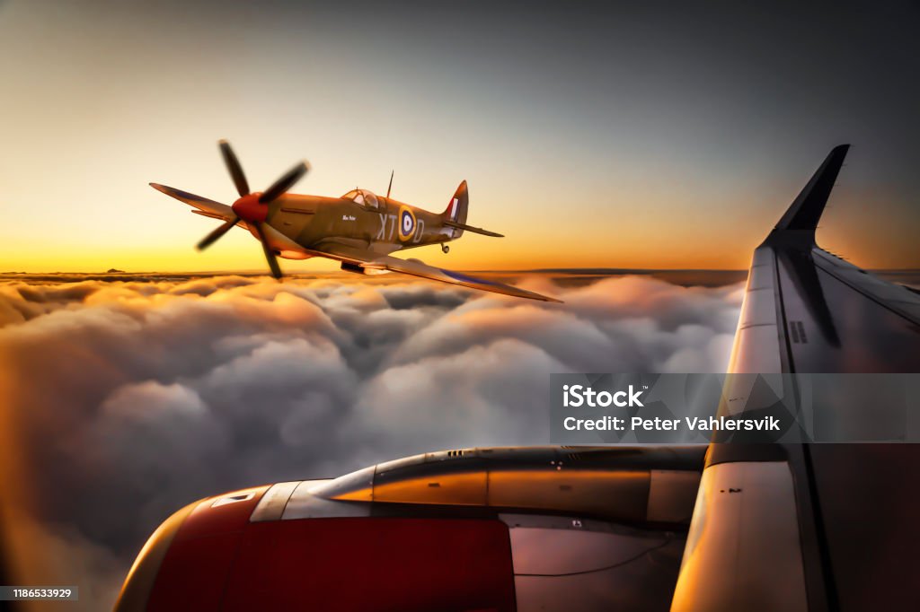 Spitfire yakın karşılaşma - Royalty-free II. Dünya Savaşı Stok görsel