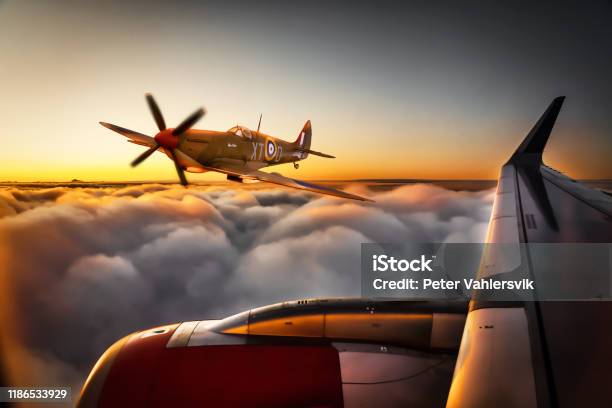 Spitfire Yakın Karşılaşma Stok Fotoğraflar & II. Dünya Savaşı‘nin Daha Fazla Resimleri - II. Dünya Savaşı, Uçak, Hava Aracı