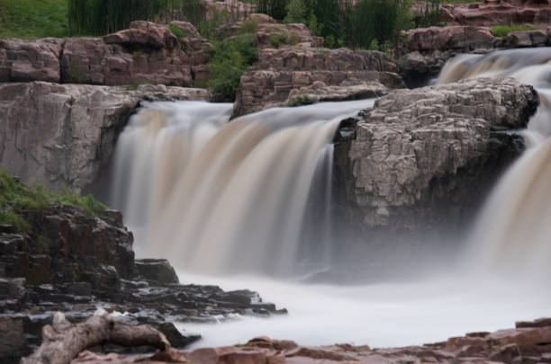 istock Falls Park in Sioux Falls, South Dakota 1186539543