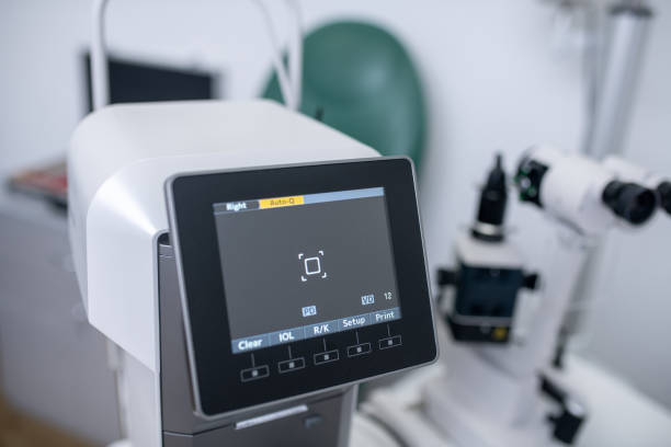 istock Special modern equipment for eyesight analysis standing in the room 1186562794