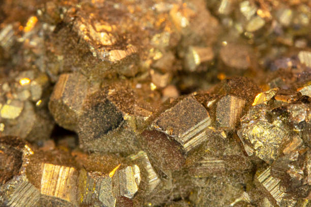 istock Pyrite Fools Gold Raw Quartz Close Up 1186580193