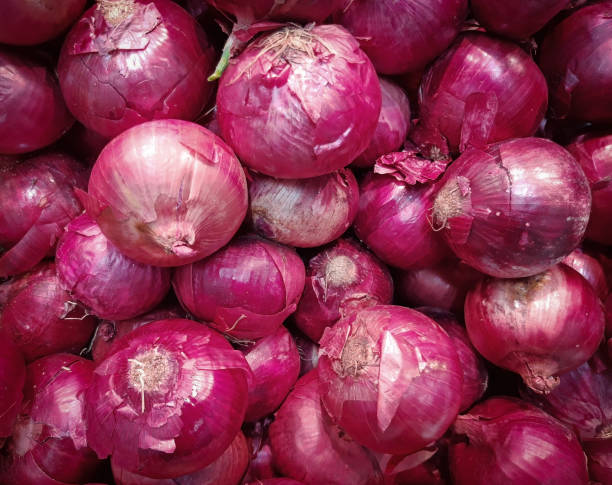 istock portion of fresh raw purple onions 1186604870
