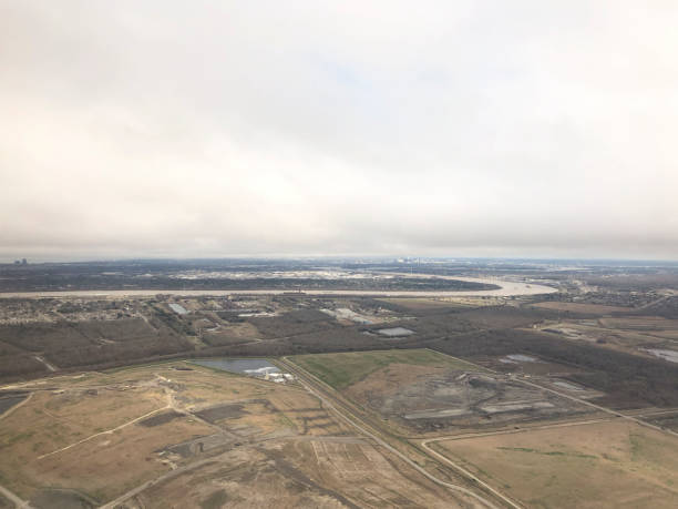 widok z lotu ptaka na nowy orlean, luizjańskie bagna - cypress swamp zdjęcia i obrazy z banku zdjęć