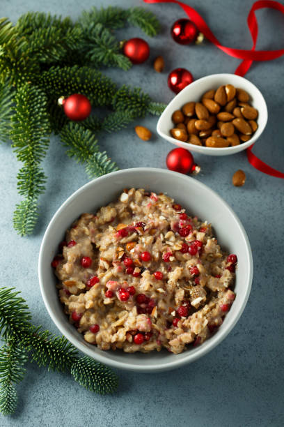 istock Oatmeal porridge 1186684258