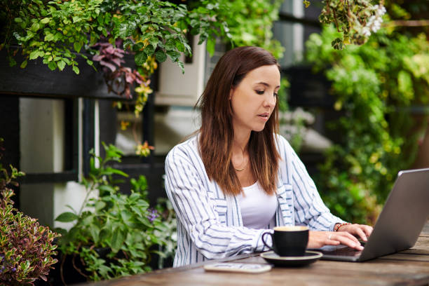 istock The place she feels most productive 1186694382