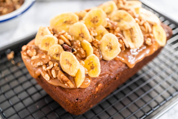 istock Freshly bakes banana nut bread 1186694409