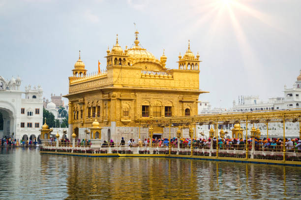 istock Golden Temple in Amritsar, Punjab, India. 1186698299