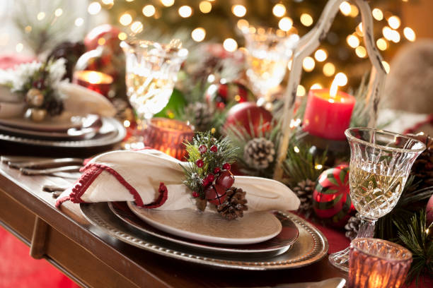 istock Christmas Holiday Dining 1186772166