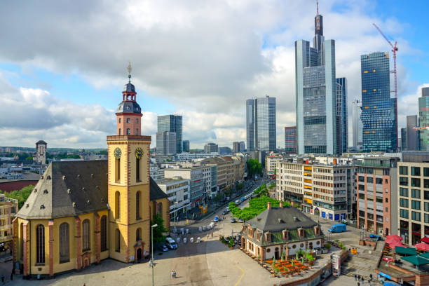 istock Panoramic view of Frankfurt 1186778517