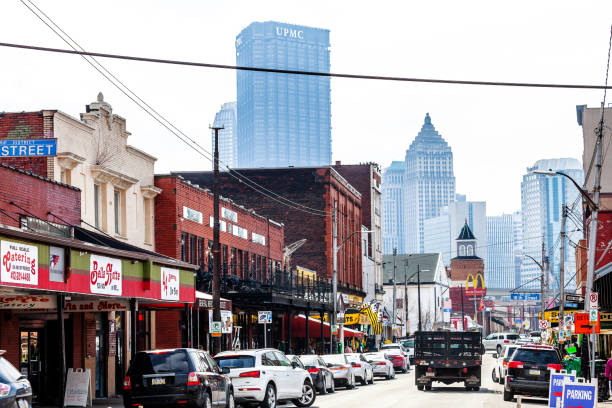 istock City streets - Pittsburgh, PA 1186790556