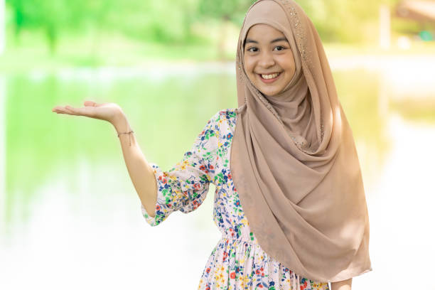 istock muslim girl portrait 1186862177