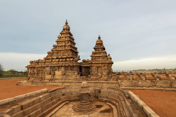 istock Shore temple at Mahabalipuram 1186866653