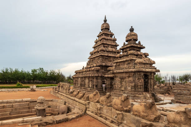 istock Shore temple at Mahabalipuram 1186866725
