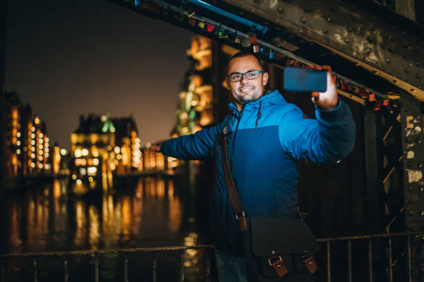 istock Night selfies from Hamburg 1186875536