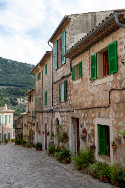 istock Old town of Valldemossa 1186884133
