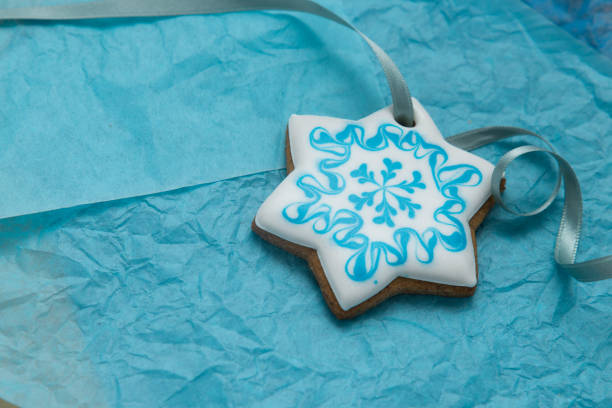 Wholegrain, kosher ginger biscuits.