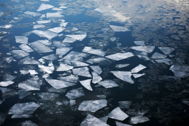 istock Drifting on the river. Fragments of ice float on river. 1186913358