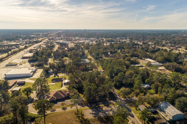 istock Downtown Waycross, Georgia 1186925742