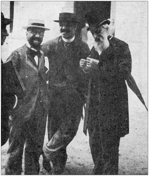 istock Antique photo: People arriving at Dreyfus trial in Rennes 1186934824