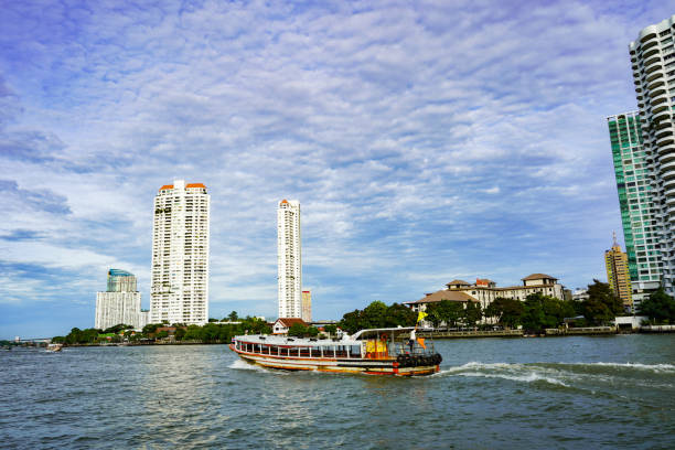 istock Chao Phraya in the evening 1186935944