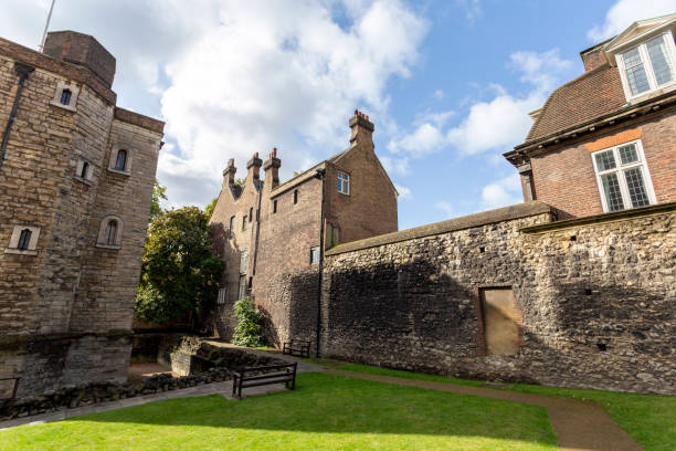 istock Jewel Tower in London 1186944195