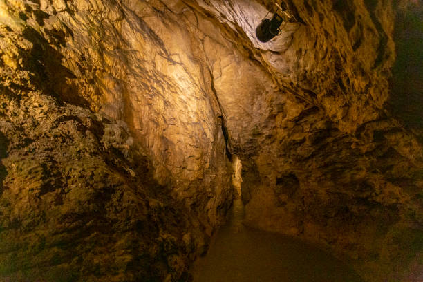 istock Paul Valley Cave in Budapest 1186971781