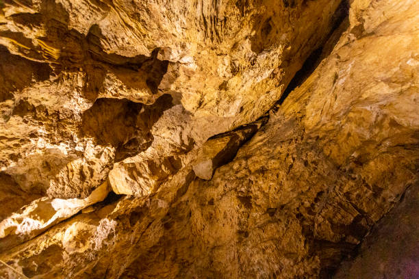 istock Paul Valley Cave in Budapest 1186972662