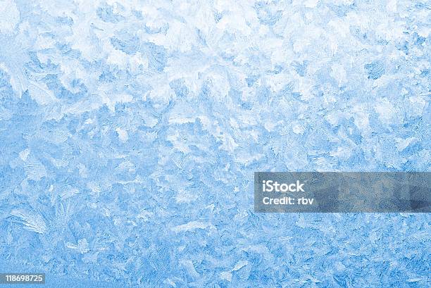 Vetro Finestra Congelati Blu Chiaro - Fotografie stock e altre immagini di Ambientazione tranquilla - Ambientazione tranquilla, Astratto, Blu