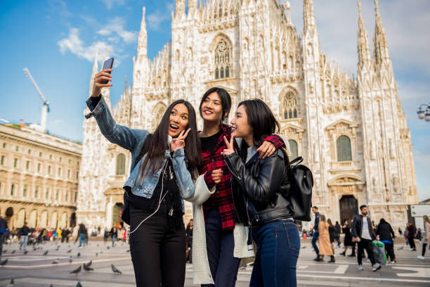 istock Best friends make a selfies 1186987995