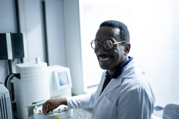 istock Portrait of scientist looking at camera 1186991193