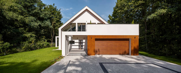 istock Exterior view of elegant house 1186997561