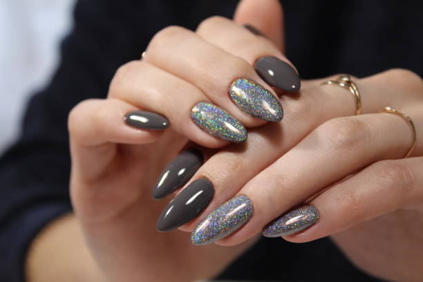 istock fashionable gray manicure 1187008196
