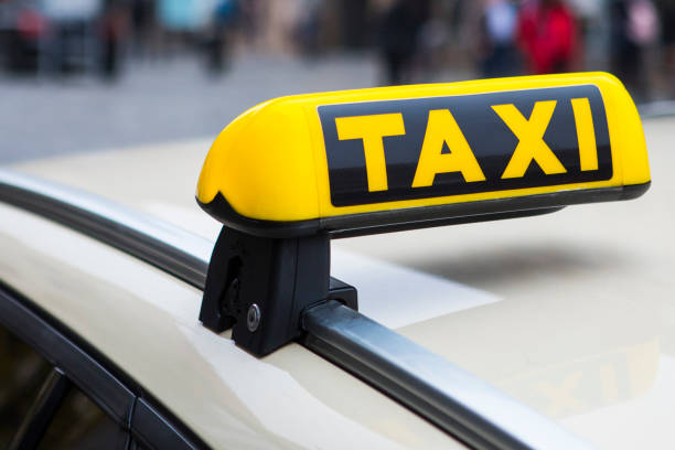 istock Taxi Sign 1187020290