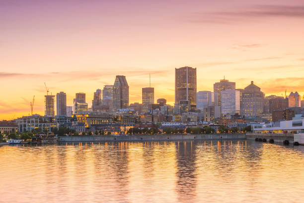 istock Downtown Montreal skyline at sunset 1187060706
