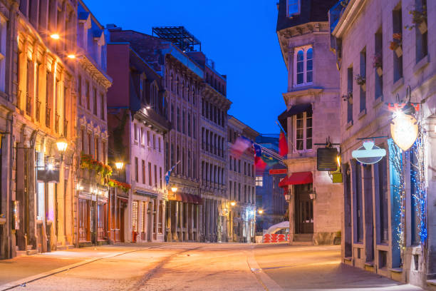 istock Old town Montreal at famous Cobbled streets at twilight 1187060724