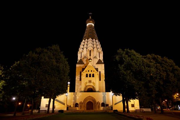 Russian Memorial Church in Leipzig at night The Russian Memorial Church in Leipzig illuminated at night photographed kaiser wilhelm memorial church stock pictures, royalty-free photos & images