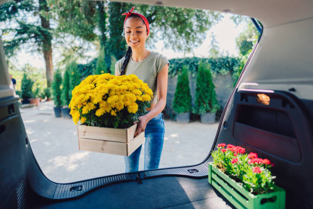 istock Flower delivery from the garden center 1187148330