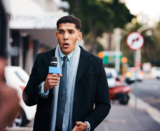 istock He keeps the whole city in the loop 1187161068