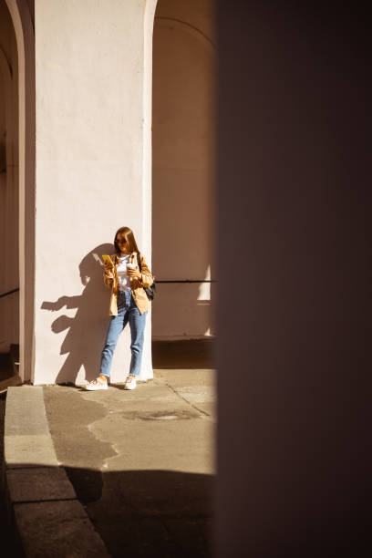 istock Woman waiting for a reply to her message 1187187455