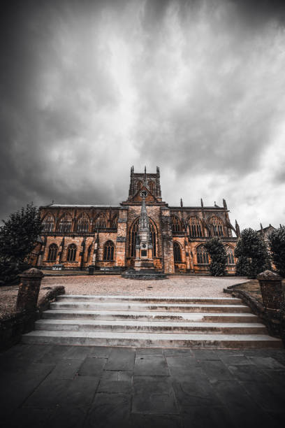 istock Gothic Abbey In Sherborne, United Kingdom 1187200460