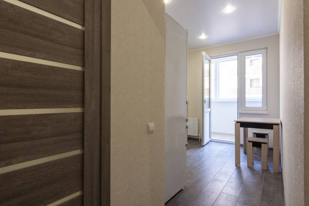 istock Access to the kitchen in a studio apartment 1187222408